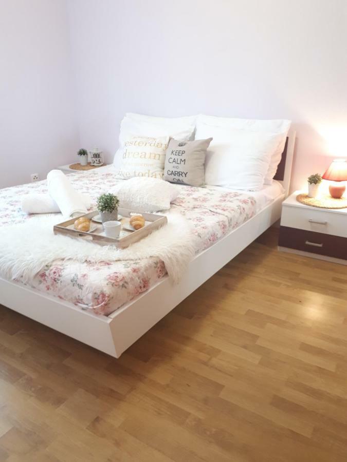 Apartman Eva スヴェティ・ペタル エクステリア 写真